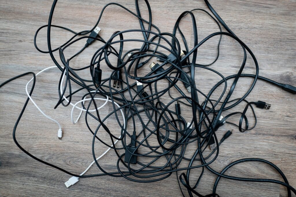 Bluetooth earbuds work without the need for tangling wires